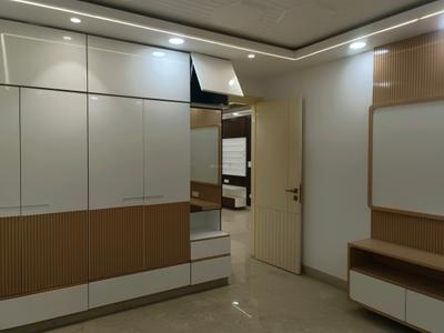 Bedroom Image of 2300 Sq.ft 4 BHK Builder Floor for sale in Aman Spring Valley Floors, Rohini Extension New Delhi for Rs. 33000000