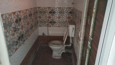 Bathroom Image of 900 Sq.ft 2 BHK Apartment / Flat for sale in Beliaghata Kolkata for Rs. 2300000