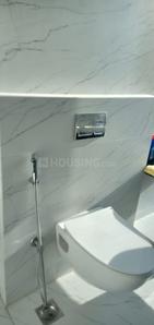 Bathroom Image of 1900 Sq.ft 3 BHK Apartment / Flat for rent in Indiabulls Blu, Worli Mumbai for Rs. 550000