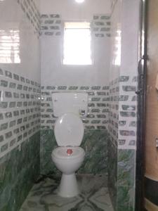 Common Bathroom Image of 440 Sq.ft 1 BHK Apartment / Flat for sale in Keshtopur Kolkata for Rs. 1650000