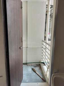 Bathroom Image of 612 Sq.ft 2 BHK Apartment / Flat for sale in Laxmi Mudra Heights, Vadsar Vadodara for Rs. 2750000