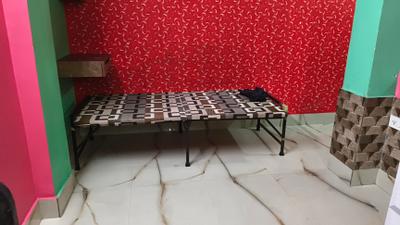 Living Room Image of 400 Sq.ft 1 BHK Apartment / Flat for rent in Keshtopur Kolkata for Rs. 9000