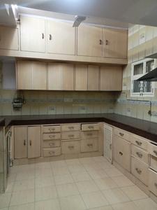 Kitchen Image of 1800 Sq.ft 3 BHK Apartment / Flat for rent in DDA Sector C Pocket 8, Vasant Kunj New Delhi for Rs. 72000