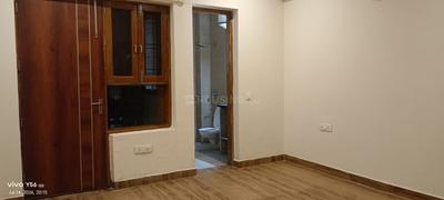 Bedroom Image of 1200 Sq.ft 2 BHK Builder Floor for rent in Sector 46 Gurgaon for Rs. 40000