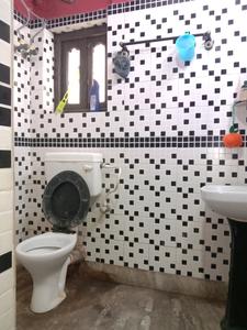 Common Bathroom Image of 750 Sq.ft 2 BHK Builder Floor for rent in Salt Lake City Kolkata for Rs. 30000