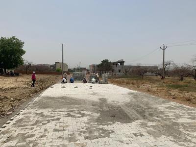 Image of 450 Sq.ft Residential Plot / Land for sale in Shanti Kunj, Gurgaon for Rs. 1260000