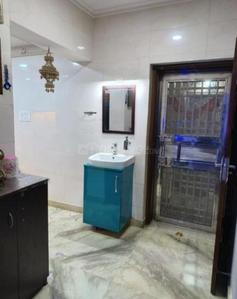 Bathroom Image of 770 Sq.ft 2 BHK Builder Floor for rent in Sector 16 Rohini New Delhi for Rs. 32000