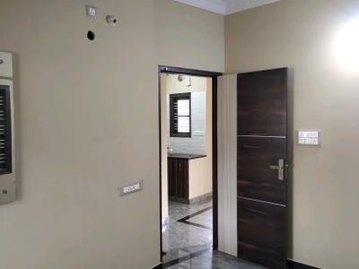 Bedroom Image of 600 Sq.ft 1 BHK Independent House for rent in Cox Town Bengaluru for Rs. 18500