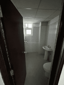 Bathroom Image of 1150 Sq.ft 2 BHK Apartment / Flat for sale in Urban Woods, Ahmamau Lucknow for Rs. 7500000