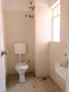 Common Bathroom Image of 650 Sq.ft 2 BHK Apartment / Flat for sale in Dream World City, Joka Kolkata for Rs. 2800000