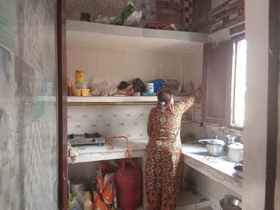 Kitchen Image of 900 Sq.ft 2 BHK Duplex for rent in Telibagh Lucknow for Rs. 6000