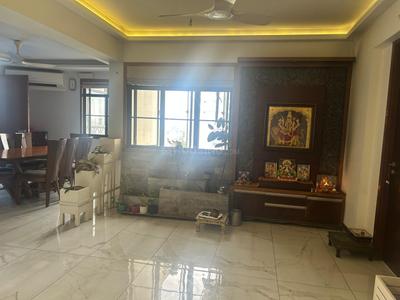 Hall Image of 4500 Sq.ft 5 BHK Duplex for sale in Panampilly Nagar Kochi for Rs. 35000000