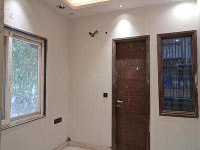 Bedroom Image of 1000 Sq.ft 3 BHK Builder Floor for sale in Paschim Vihar New Delhi for Rs. 18500000