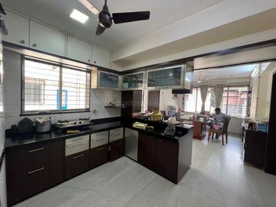 Kitchen Image of 750 Sq.ft 1 BHK Apartment / Flat for rent in Shiv Shaila Apartments, Worli Mumbai for Rs. 85000