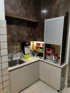 Kitchen Image of 1726 Sq.ft 3 BHK Apartment / Flat for sale in Griha Pravesh, Sector 77 Noida for Rs. 21000000