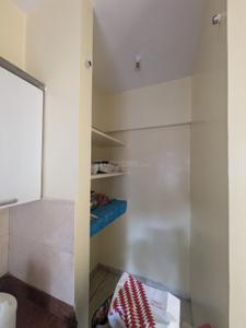 Kitchen Image of 1800 Sq.ft 3 BHK Apartment / Flat for rent in Keshar Apartments, Kampoo Gwalior for Rs. 35500