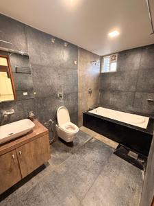 Bathroom Image of 4599 Sq.ft 5 BHK Independent House for sale in Nia Nami Riverside 19 Bunglows, Raysan Gandhinagar for Rs. 41100000