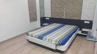 Bedroom Image of 1500 Sq.ft 2 BHK Apartment / Flat for rent in Adani Aster Neo, Shantigram Ahmedabad for Rs. 38000
