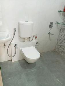 Bedroom One Image of 600 Sq.ft 2 BHK Apartment / Flat for rent in Dadar East Mumbai for Rs. 72000