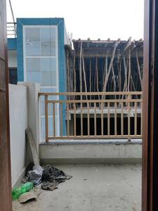 Bedroom Two Image of 950 Sq.ft 2 BHK Apartment / Flat for sale in Lal Kuan Ghaziabad for Rs. 4465000