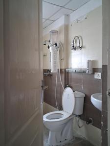 Bedroom One Image of 1320 Sq.ft 3 BHK Apartment / Flat for sale in Maxblis White House, Sector 75 Noida for Rs. 18700000