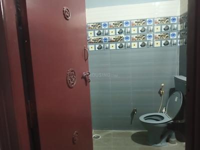 Bathroom Image of 1050 Sq.ft 2 BHK Builder Floor for rent in KK Nagar Madurai for Rs. 21000