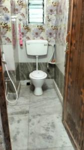 Bathroom Image of 1500 Sq.ft 3 BHK Apartment / Flat for rent in Dum Dum Kolkata for Rs. 17000
