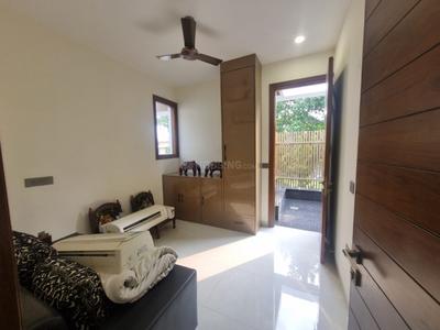 Bedroom Image of 3000 Sq.ft 3 BHK Builder Floor for rent in Sector 17 Chandigarh for Rs. 45000
