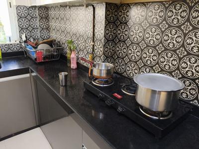Kitchen Image of 985 Sq.ft 2 BHK Apartment / Flat for sale in Lodha Amara, Kolshet Thane for Rs. 9400000