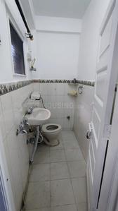 Bathroom Image of 900 Sq.ft 2 BHK Independent House for rent in Boileauganj Shimla for Rs. 25000