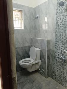 Bathroom Image of 1300 Sq.ft 3 BHK Builder Floor for rent in Choolaimedu Chennai for Rs. 48000