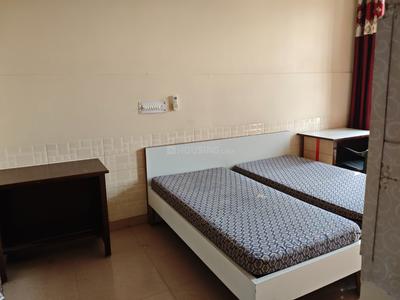 Bedroom Image of 350 Sq.ft 1 R Builder Floor for rent in Sikandra Agra for Rs. 7000