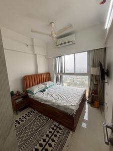 Bedroom Image of 650 Sq.ft 2 BHK Apartment / Flat for rent in Rustomjee Erika, Bandra East Mumbai for Rs. 115000