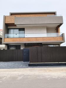 5 BHK Independent House