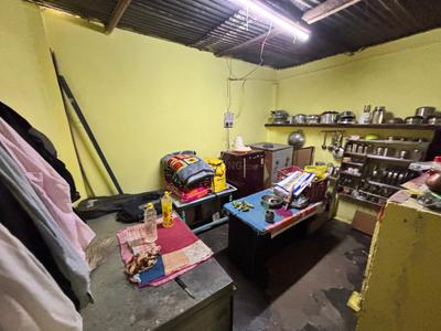 Kitchen Image of 550 Sq.ft 2 BHK Independent House for sale in Kolar Road Bhopal for Rs. 500000