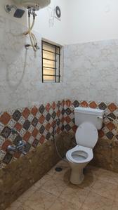 Bathroom Image of 600 Sq.ft 1 BHK Apartment / Flat for rent in New Tippasandra Bengaluru for Rs. 26000