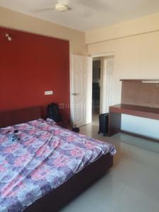 Bedroom Image of 2100 Sq.ft 3 BHK Apartment / Flat for rent in Devnandan Heights, Chandkheda Ahmedabad for Rs. 28500