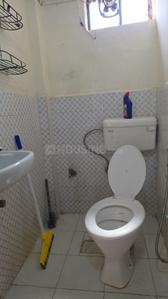 Bathroom Image of 900 Sq.ft 1 BHK Builder Floor for rent in Safdarjung Enclave New Delhi for Rs. 38000