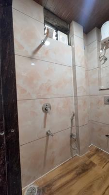 Bathroom Image of 1500 Sq.ft 1 RK Apartment / Flat for rent in Mahalakshmi Nagar Indore for Rs. 13500
