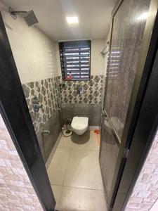 Bathroom Image of 950 Sq.ft 2 BHK Apartment / Flat for sale in Venu Apartment, Dadar East Mumbai for Rs. 28000000