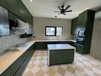 Kitchen Image of 2300 Sq.ft 3 BHK Builder Floor for sale in Defence Colony New Delhi for Rs. 135000000