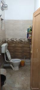 Bathroom Image of 760 Sq.ft 2 BHK Apartment / Flat for sale in Jadavpur Kolkata for Rs. 2600000