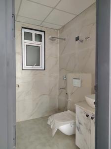 Common Bathroom Image of 3450 Sq.ft 4 BHK Apartment / Flat for sale in Arenaa Heights, Sector 104 Noida for Rs. 21100000