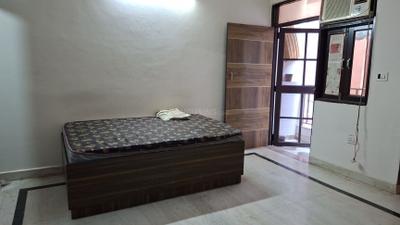 Bedroom Image of 480 Sq.ft 1 BHK Independent House for rent in Chhattarpur New Delhi for Rs. 15000