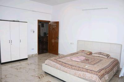 Bedroom Image of 5000 Sq.ft 5 BHK Penthouse for rent in Kanathur Chennai for Rs. 300000