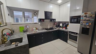 Kitchen Image of 1500 Sq.ft 3 BHK Apartment / Flat for sale in Sobha Nesara, Kothrud Pune for Rs. 22000000
