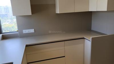 Kitchen Image of 1200 Sq.ft 3 BHK Apartment / Flat for rent in Santacruz West Mumbai for Rs. 225000