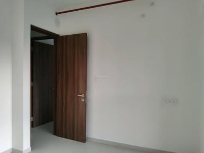 Bedroom Image of 850 Sq.ft 2.5 BHK Apartment / Flat for rent in Runwal Sanctuary, Mulund West Mumbai for Rs. 65000