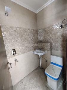 Bathroom Image of 900 Sq.ft 3 BHK Builder Floor for sale in Govindpuri New Delhi for Rs. 7500000