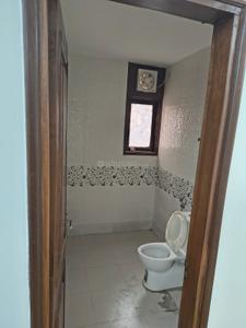 Bathroom Image of 1885 Sq.ft 3.5 BHK Apartment / Flat for sale in Safdarjung Enclave New Delhi for Rs. 47500000